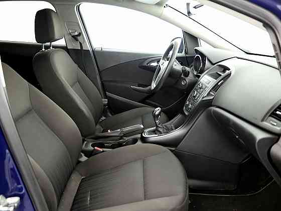 Opel Astra Sports Tourer 1.4 103kW Таллин