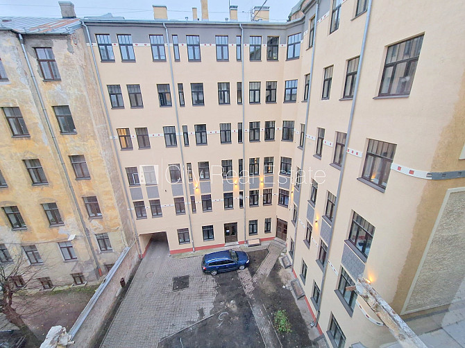 Projekts - Matīsa 38, fasādes māja, renovēta māja, slēgts pagalms, ieeja no ielas, kāpņu Rīga - foto 3