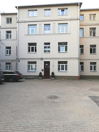 Pagalma ēka, renovēta māja, slēgts pagalms, ieeja no pagalma, logi vērsti uz pagalma pusi, Rīga - foto 8