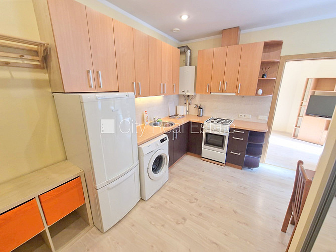 Pagalma ēka, renovēta māja, labiekārtots apzaļumots pagalms, slēgta teritorija, iespēja Rīga - foto 1