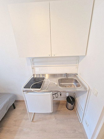Fasādes māja, renovēta māja, slēgts pagalms, ieeja no ielas un pagalma, kāpņu telpa pēc Rīga - foto 7