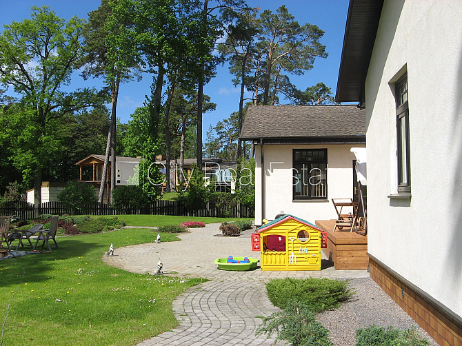 Labiekārtots apzaļumots pagalms, iežogota teritorija, terase, guļamistabu skaits 3 gab., Jūrmala - foto 17
