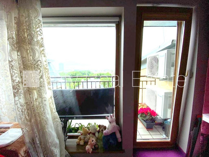 Fasādes māja, restaurēta māja, ieeja no ielas un pagalma, ir lifts, jumta terase, logi vērsti Rīga - foto 8