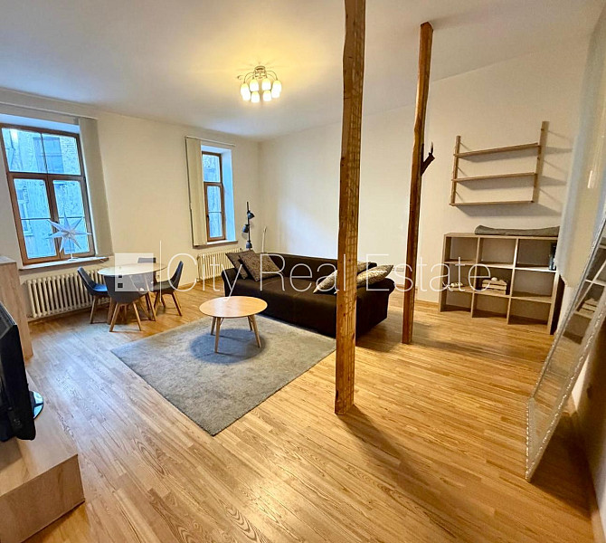 Pagalma māja, slēgts pagalms, ieeja no pagalma, guļamistabu skaits 1 gab., studio tipa, virtuve Rīga - foto 3