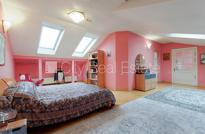Fasādes māja, slēgts pagalms, vieta automašīnai, ir lifts, balkons, sauna, logi vērsti mājas Rīga - foto 18