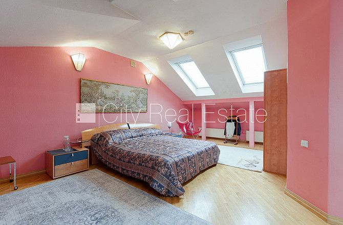 Fasādes māja, slēgts pagalms, vieta automašīnai, ir lifts, balkons, sauna, logi vērsti mājas Rīga - foto 17