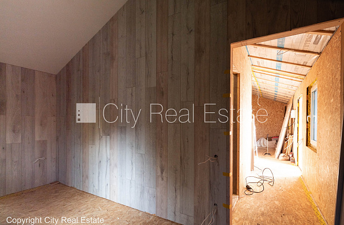 Privātmāja, energo efektīva māja, vieta vairākām automašīnām, terase 40 m2, guļamistabu Rīga - foto 11