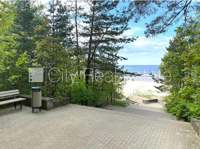 Renovēta māja, labiekārtota apzaļumota teritorija, iežogota teritorija, vieta automašīnai, Jūrmala - foto 16