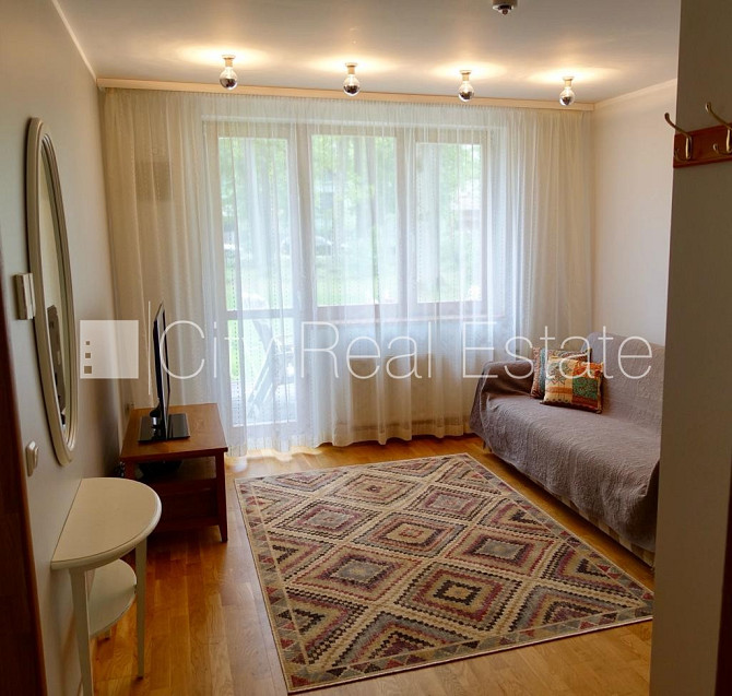 Renovēta māja, labiekārtota apzaļumota teritorija, iežogota teritorija, vieta automašīnai, Jūrmala - foto 4