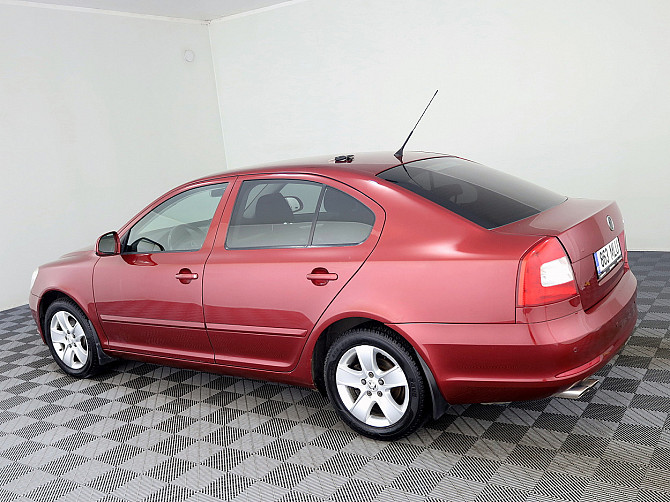 Skoda Octavia Comfortline Facelift 1.4 90kW Tallina - foto 4