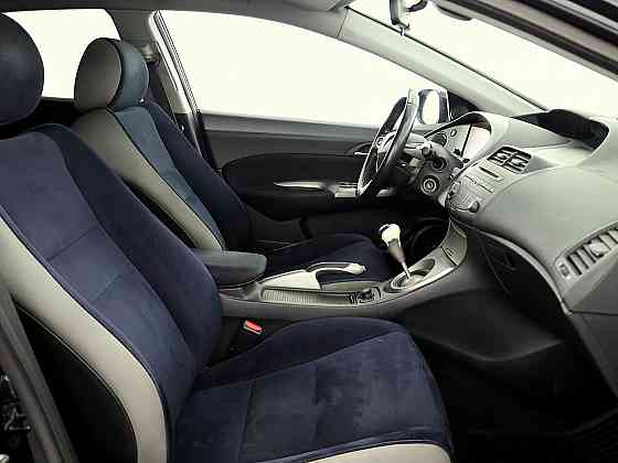 Honda Civic Elegance 1.8 103kW Tallina