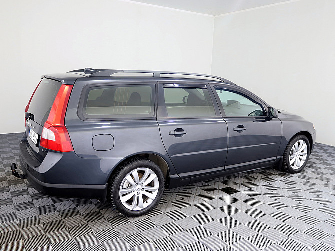 Volvo V70 Summum ATM 2.4 D5 129kW Tallina - foto 3