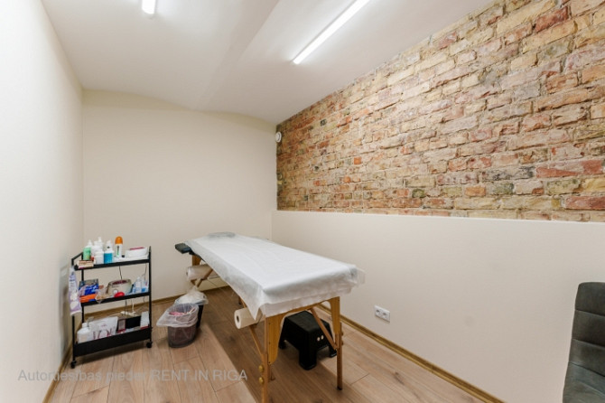 Bright Premises Near Miera Street with a Beautiful Courtyard Garden  - The premises are ideal for a  Рига - изображение 9