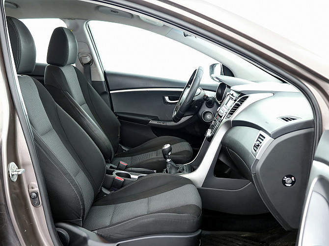 Hyundai i30 Elengace LPG 1.4 73kW Tallina - foto 6