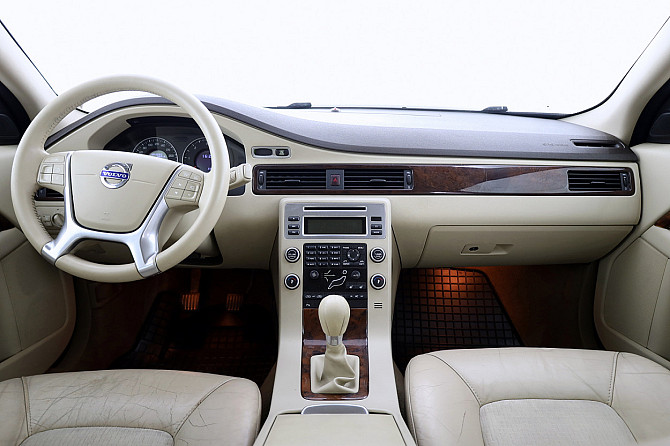 Volvo V70 Summum Facelift 1.6 D4 80kW Таллин - изображение 5
