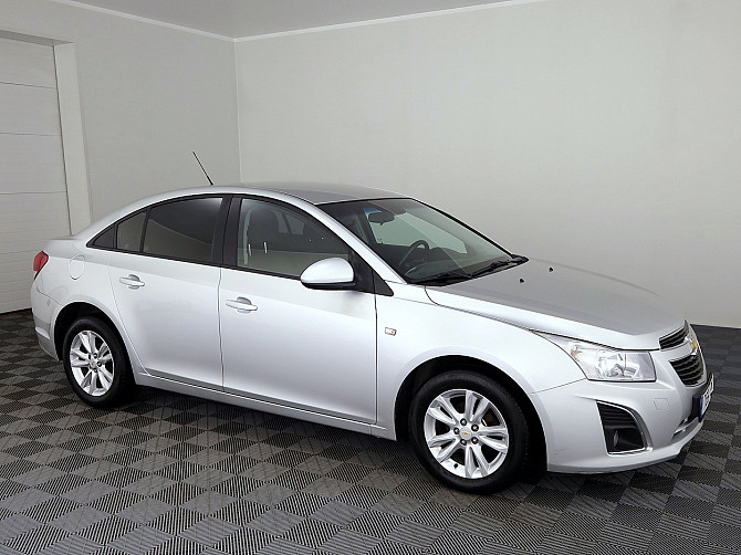 Chevrolet Cruze Facelift 1.6 91kW Таллин - изображение 1