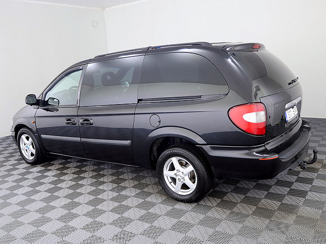 Chrysler Grand Voyager Limited ATM 2.8 CRD 110kW Tallina - foto 4