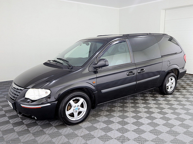 Chrysler Grand Voyager Limited ATM 2.8 CRD 110kW Tallina - foto 2