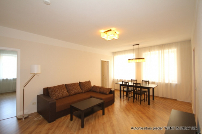 Furnished two-bedroom apartment in the very center of the city, which at the same time allows you to Рига - изображение 1