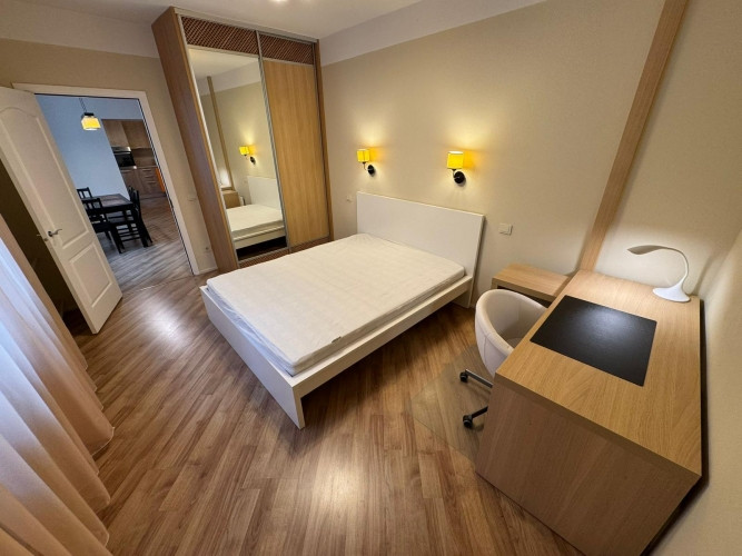 Furnished two-bedroom apartment in the very center of the city, which at the same time allows you to Рига - изображение 6