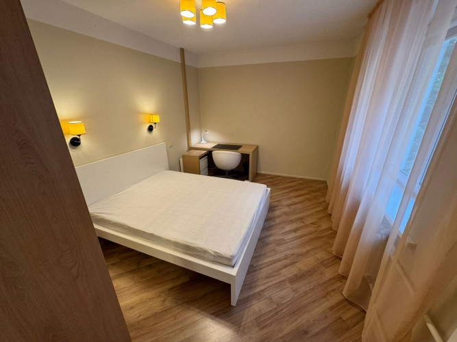 Furnished two-bedroom apartment in the very center of the city, which at the same time allows you to Рига - изображение 5