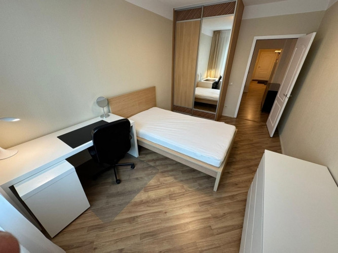 Furnished two-bedroom apartment in the very center of the city, which at the same time allows you to Рига - изображение 7