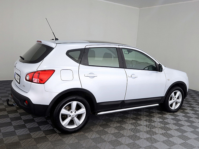 Nissan Qashqai Comfort 4x4 ATM 2.0 dCi 110kW Таллин - изображение 3