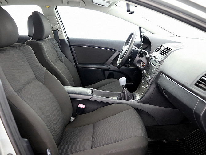 Toyota Avensis Linea Sol 1.8 108kW Таллин - изображение 6