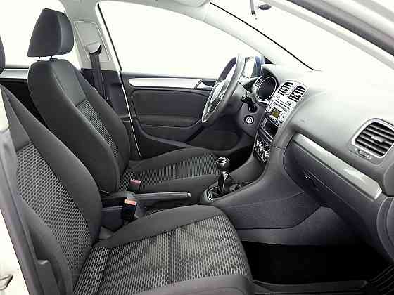 Volkswagen Golf Comfortline 1.6 75kW Таллин
