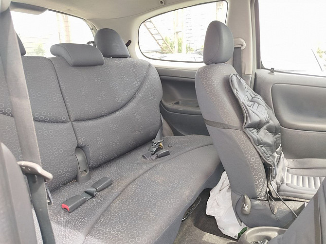 Toyota Yaris Facelift 1.3 64kW Таллин - изображение 7