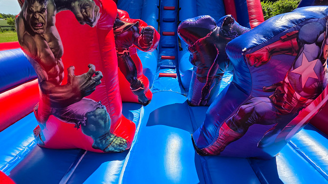 Pārdodu piepūšamo SPIDERMAN atrakciju. Redzamas lietošanas pazīmes, bet kopumā labā stāvoklī.... Eleja - foto 8