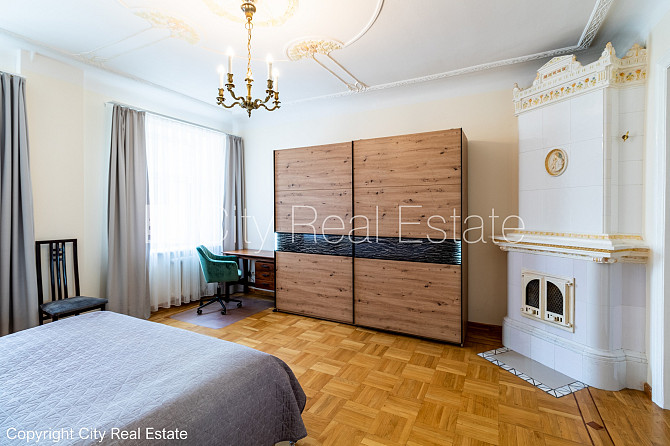 Fasādes māja, slēgts pagalms, ieeja no ielas, logi vērsti mājas abās pusēs, istabas Rīga - foto 6