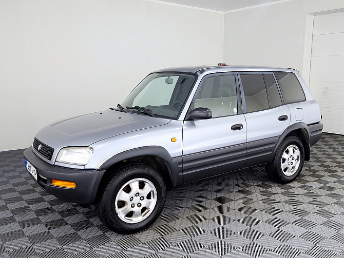 Toyota RAV4 Luxury ATM 2.0 95kW Таллин - изображение 2