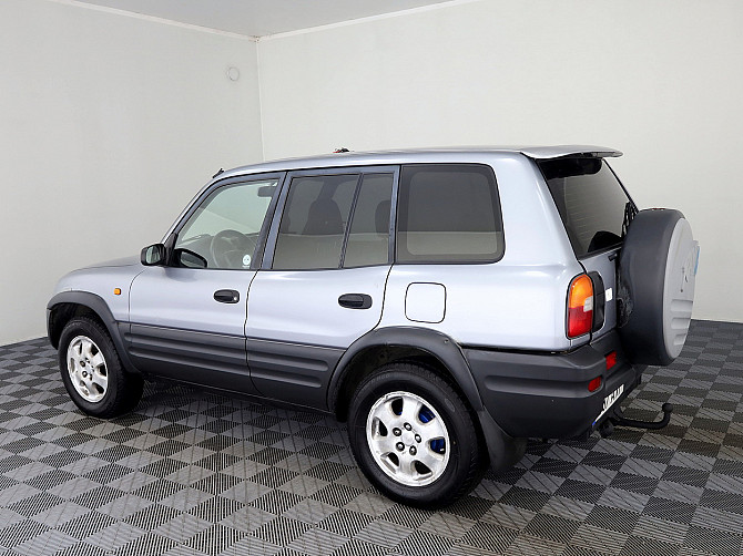 Toyota RAV4 Luxury ATM 2.0 95kW Таллин - изображение 4