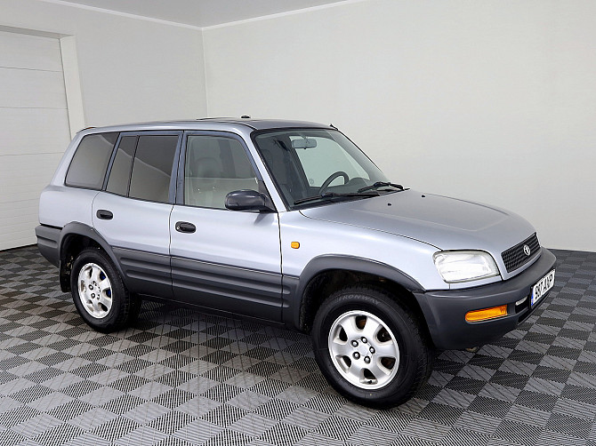 Toyota RAV4 Luxury ATM 2.0 95kW Таллин - изображение 1