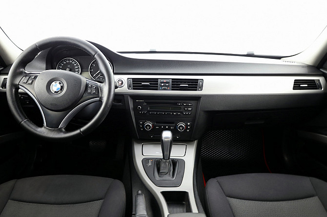 BMW 318 Business Facelift ATM 2.0 95kW Таллин - изображение 5