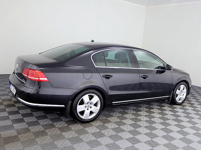 Volkswagen Passat Highline Facelift ATM 2.0 155kW Tallina - foto 3