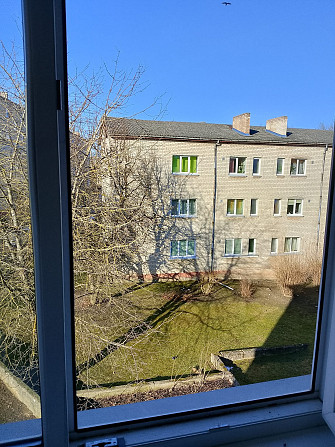 Jelgavas iela, Saldus, LV-3801, Latvija Palīdzu pārdot gaišu un saulainu 2 istabu dzīvokli... Салдус - изображение 3