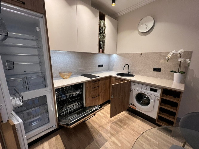 Kvalitatīvs studio tipa dzīvoklis renovētā ēkā, Rīgas centrā.   Zemi komunālie maksājumi Rīga - foto 3