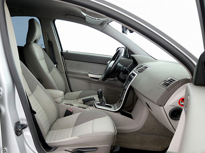 Volvo S40 Momentum 2.0 D4 100kW Tallina - foto 6