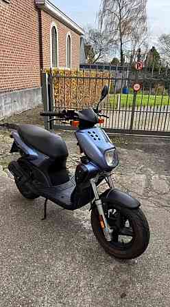 Pārdodu savu MBK Stunt ļoti labā stāvoklī; dzinējs ir kā jauns, un tas darbojas lieliski. Lai... Rīga