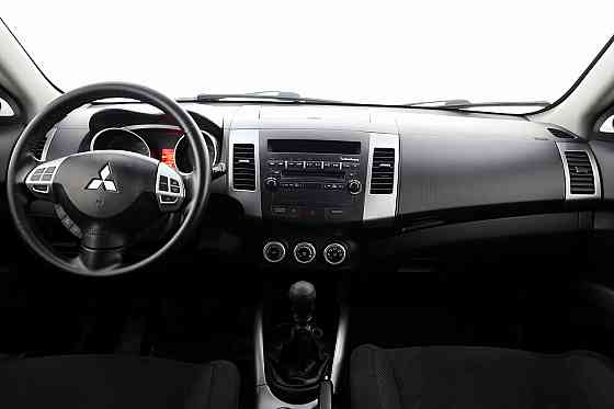 Mitsubishi Outlander Comfort 4x4 2.0 DI-D 103kW Таллин
