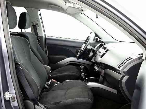 Mitsubishi Outlander Comfort 4x4 2.0 DI-D 103kW Таллин