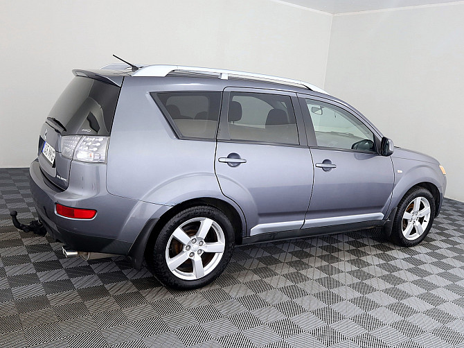 Mitsubishi Outlander Comfort 4x4 2.0 DI-D 103kW Таллин - изображение 3