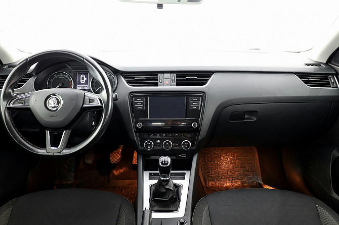 Skoda Octavia Comfortline Facelift 1.5 110kW Таллин - изображение 5