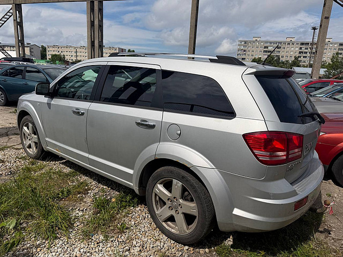 Dodge Journey Luxury ATM 2.0 CRDi 103kW Таллин - изображение 4