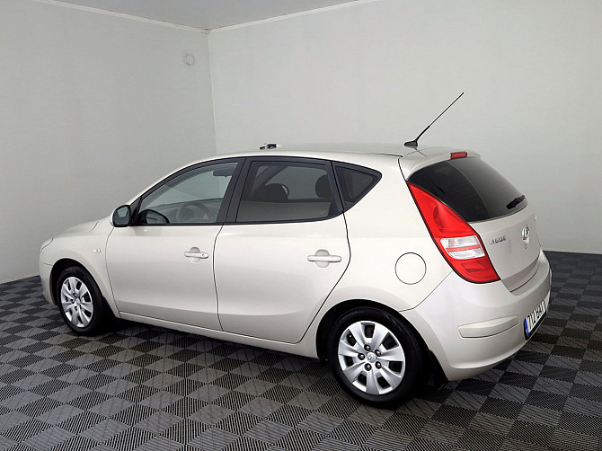Hyundai i30 Elegance 1.6 90kW Таллин - изображение 4