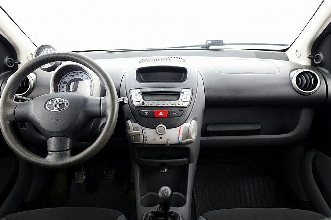 Toyota Aygo Linea Sol A-C 1.0 50kW Tallina - foto 5