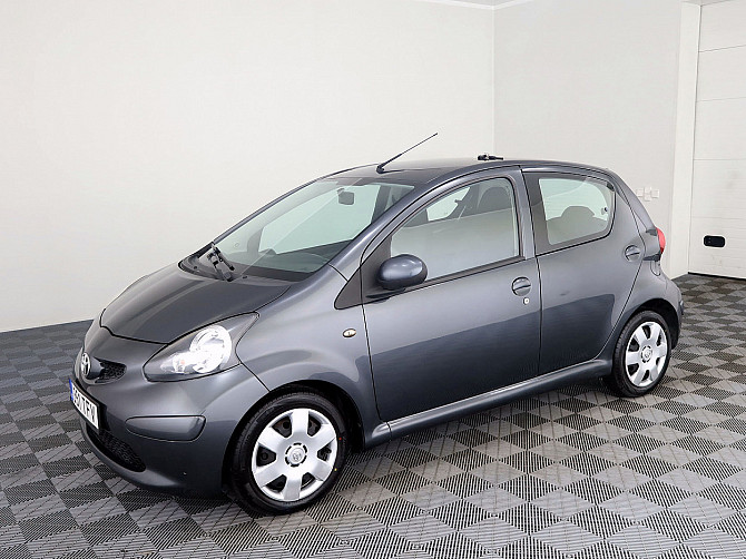 Toyota Aygo Linea Sol A-C 1.0 50kW Tallina - foto 2