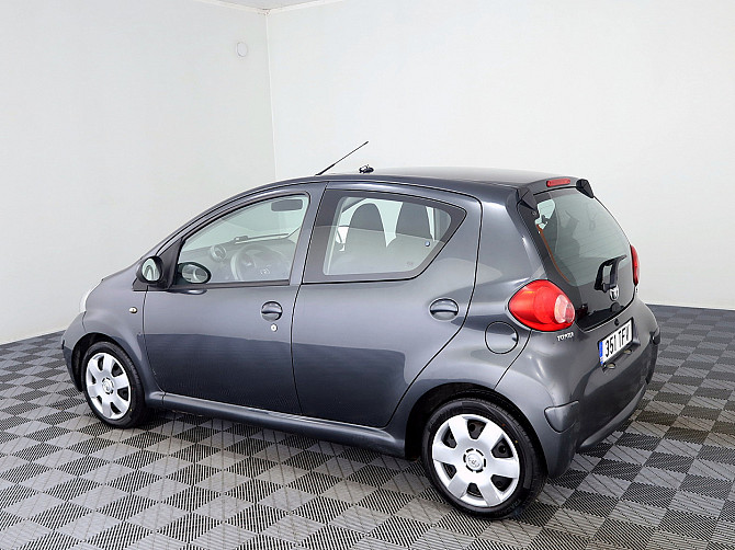Toyota Aygo Linea Sol A-C 1.0 50kW Tallina - foto 4